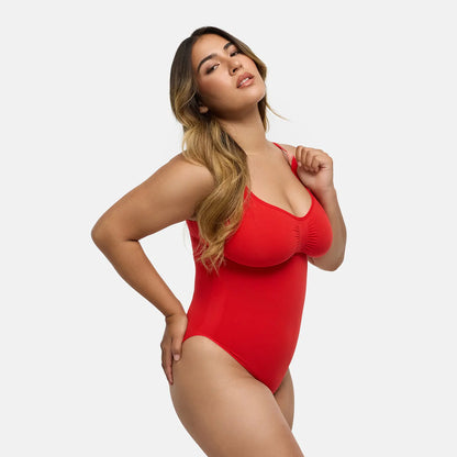 Das Model ist 1,61 m groß und trägt Größe 2XL