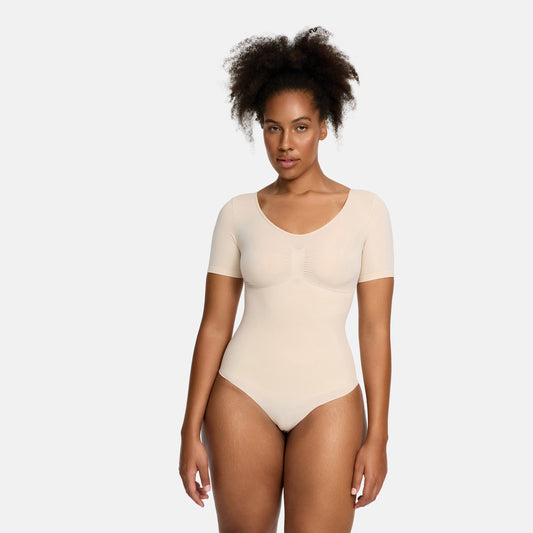Body T-shirt sculptant avec string
