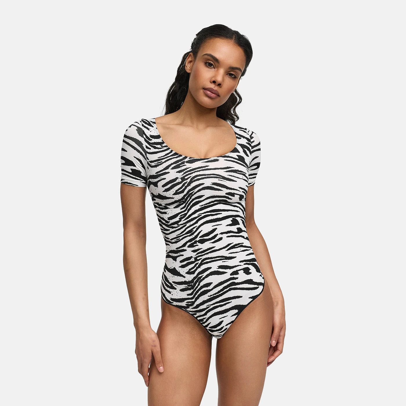 Body t-shirt modelujące sylwetkę typu string - Przedsprzedaż