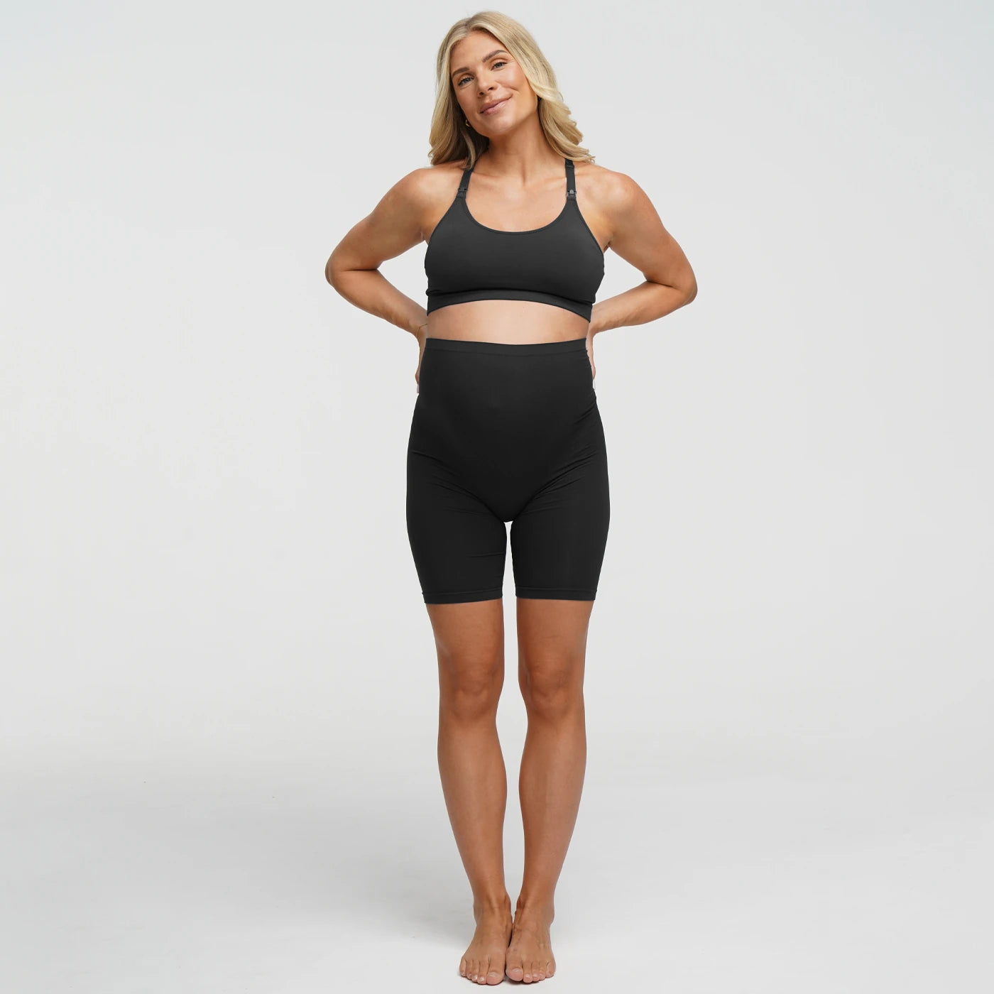 Seamless Umstandsshorts mit hohem Bund