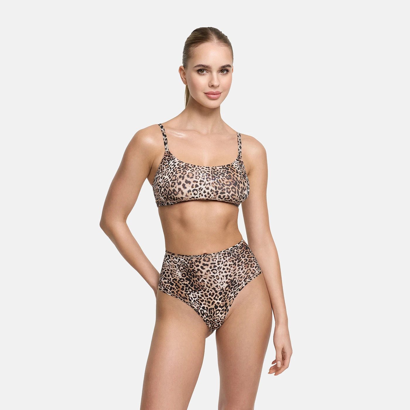 T-Shirt Bodysuit Sculpting Shapewear mit Slip